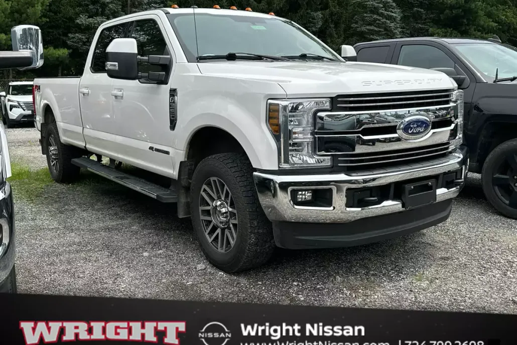 2018 Ford F-350 Lariat photo 1