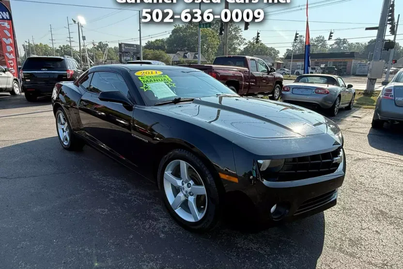 2011 Chevrolet Camaro 2LT photo 1