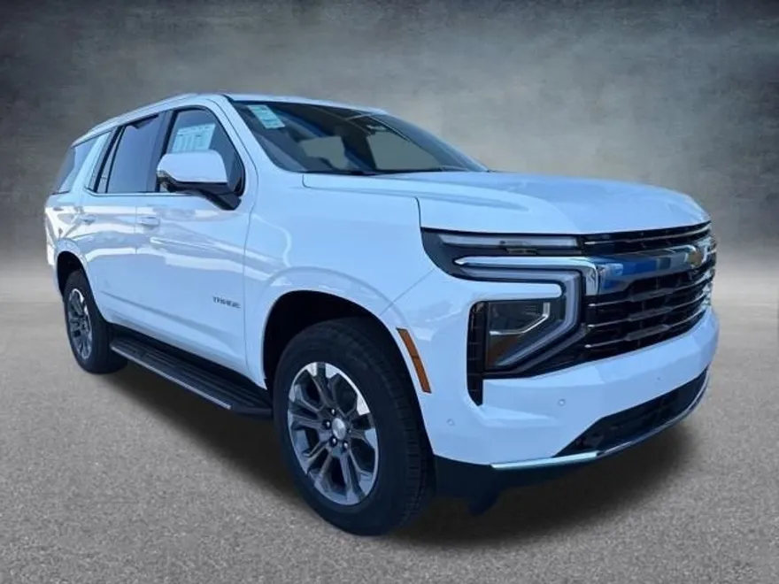 2025 Chevrolet Tahoe LT photo 1