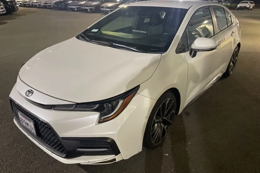 2020 Toyota Corolla SE photo 1