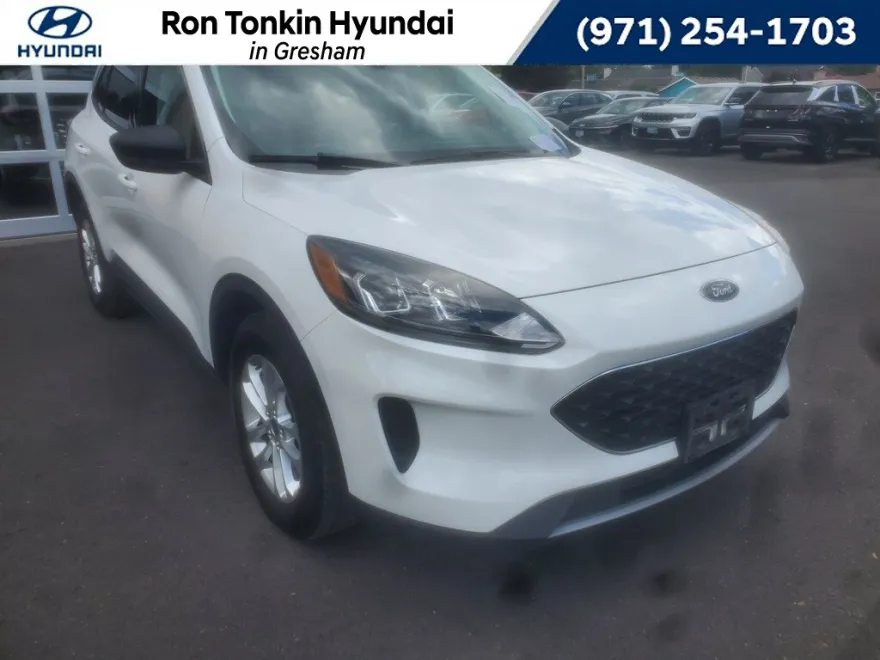 2022 Ford Escape SE photo 1