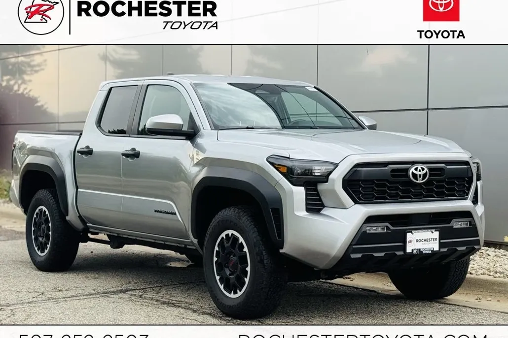 2024 Toyota Tacoma TRD Off-Road 4x4 photo 1
