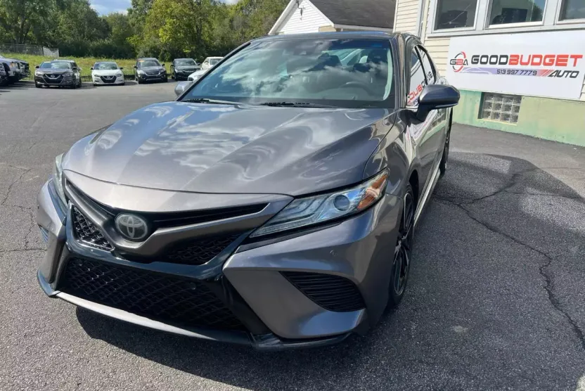 2018 Toyota Camry XSE photo 1