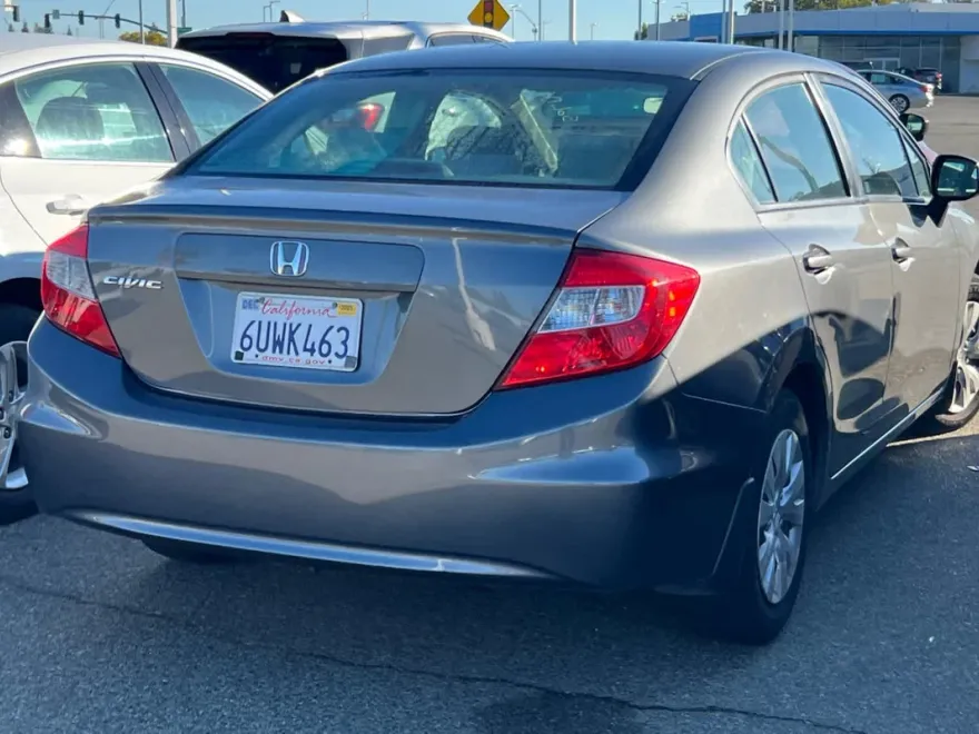 2012 Honda Civic LX photo 1