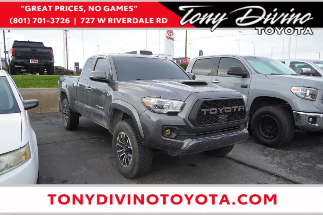 2020 Toyota Tacoma TRD Sport photo 1