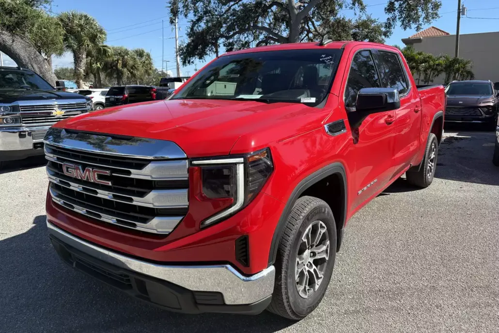 2023 Gmc Sierra 1500 SLE photo 1