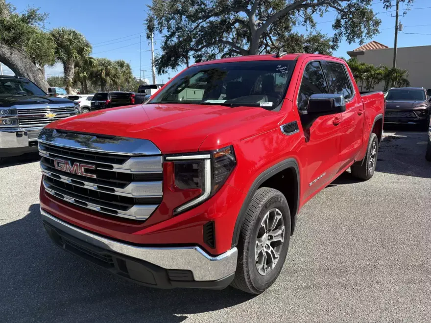 2023 Gmc Sierra 1500 SLE photo 1