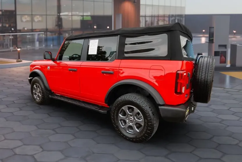 2022 Ford Bronco Big Bend photo 1