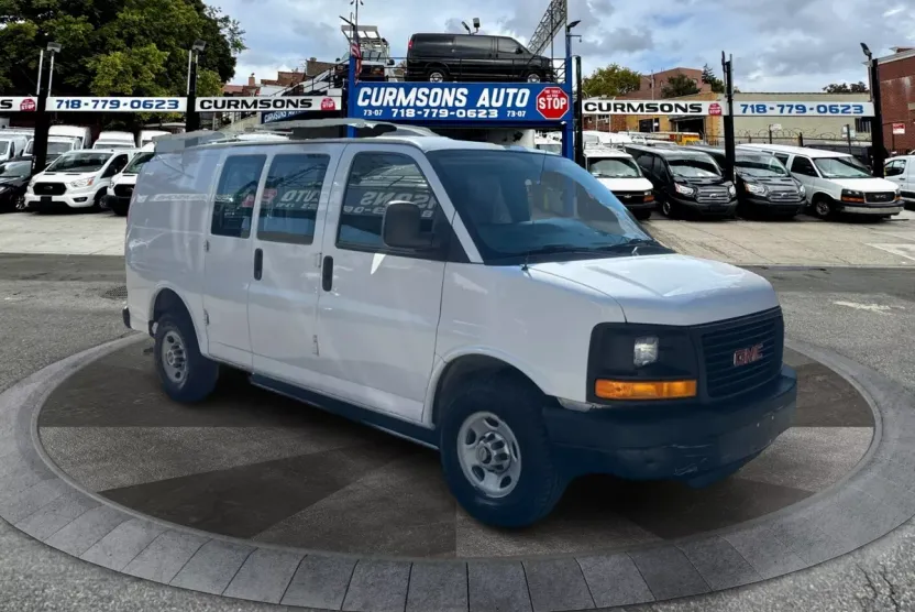 2015 Gmc Savana Cargo 3500 photo 1