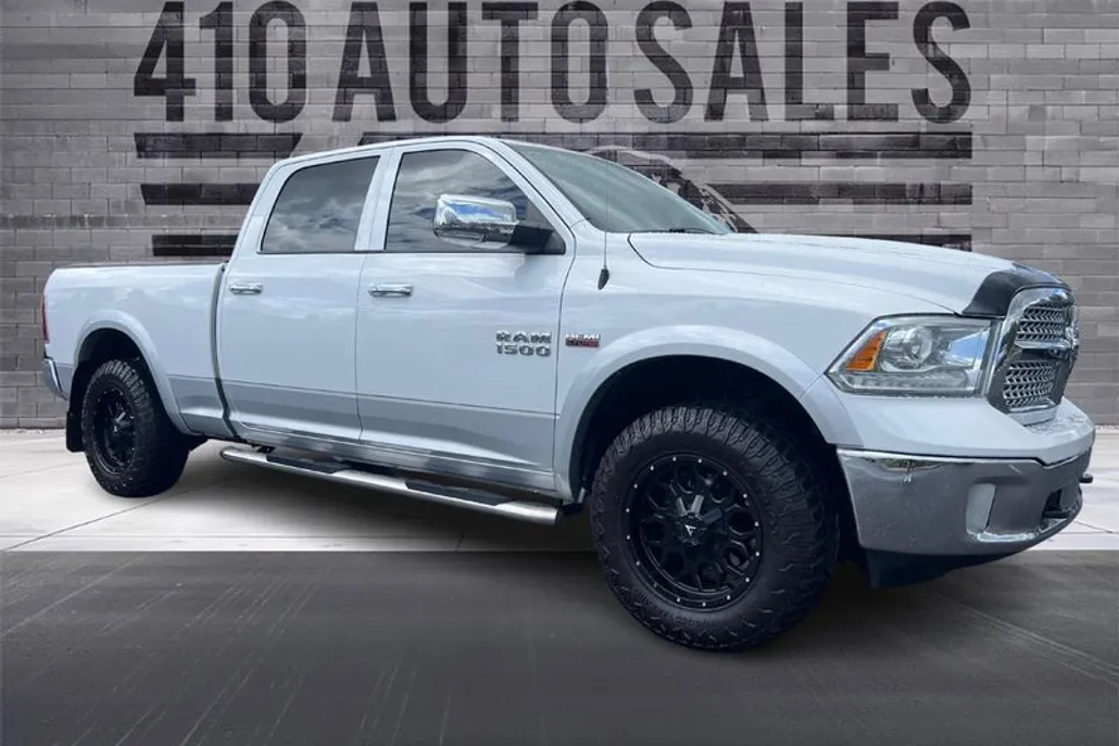 2015 Ram 1500 Laramie photo 1