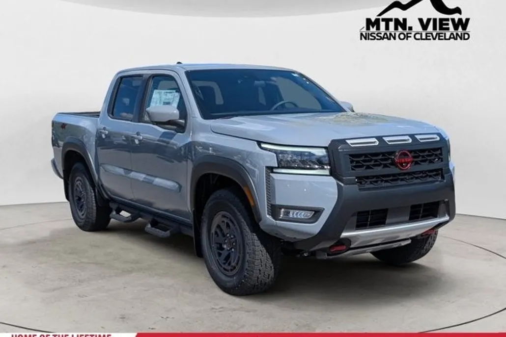 2026 Nissan Frontier PRO-4X photo 1