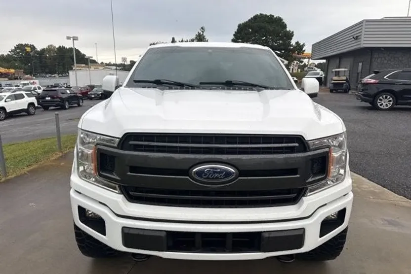 2020 Ford F-150 XLT photo 1