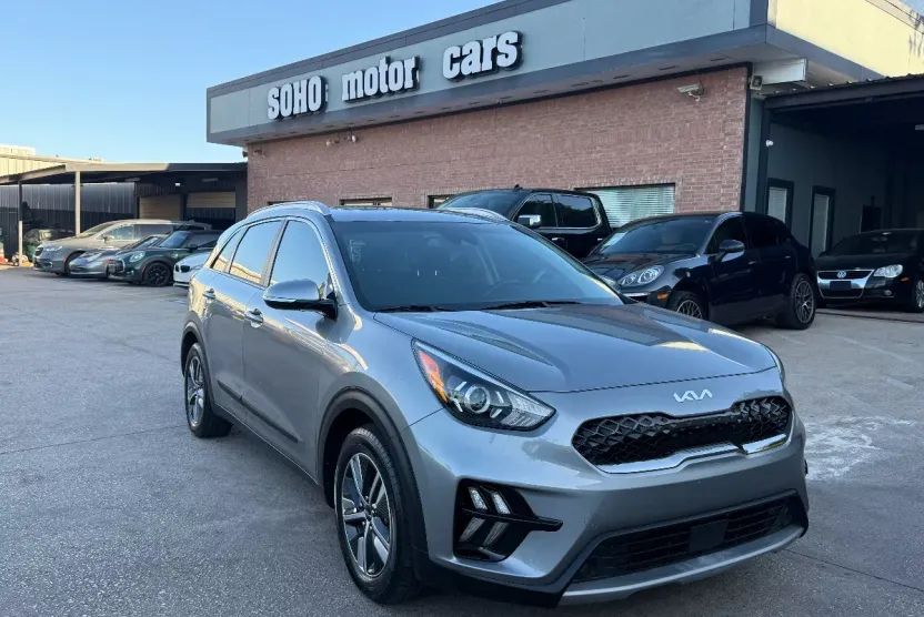 2022 Kia Niro Plug-In Hybrid EX Premium photo 1