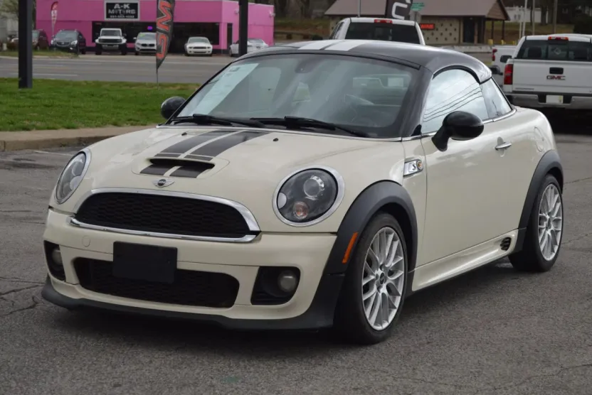 2015 Mini Cooper S Coupe photo 1