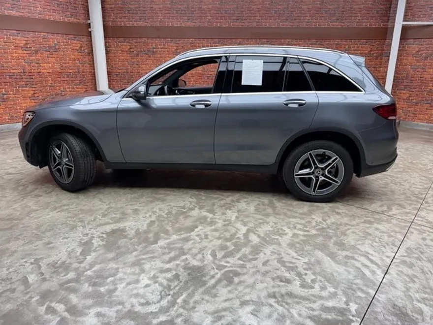2022 Mercedes Benz GLC 300 4MATIC photo 1