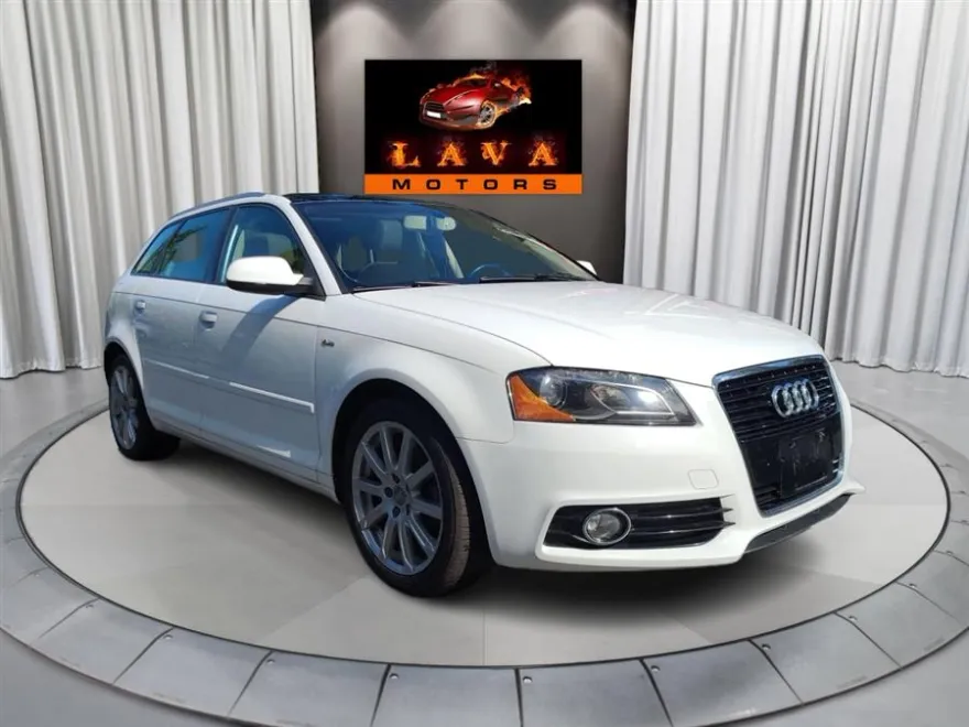 2011 Audi A3 2.0 TDI Premium Plus photo 1