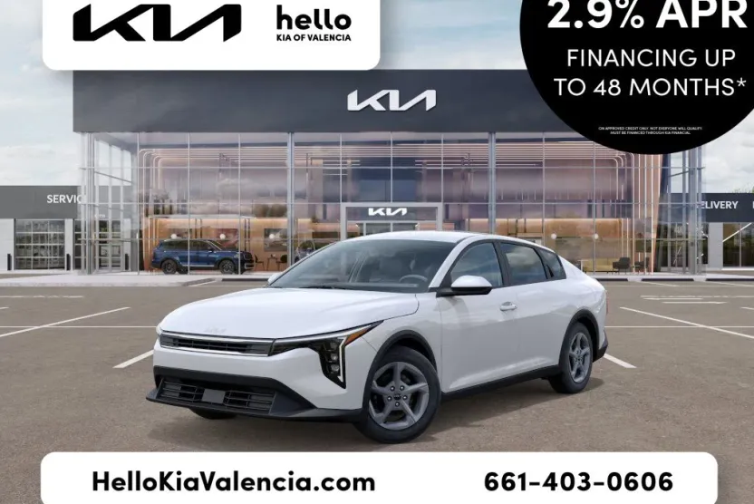 2025 Kia K4 LXS photo 1