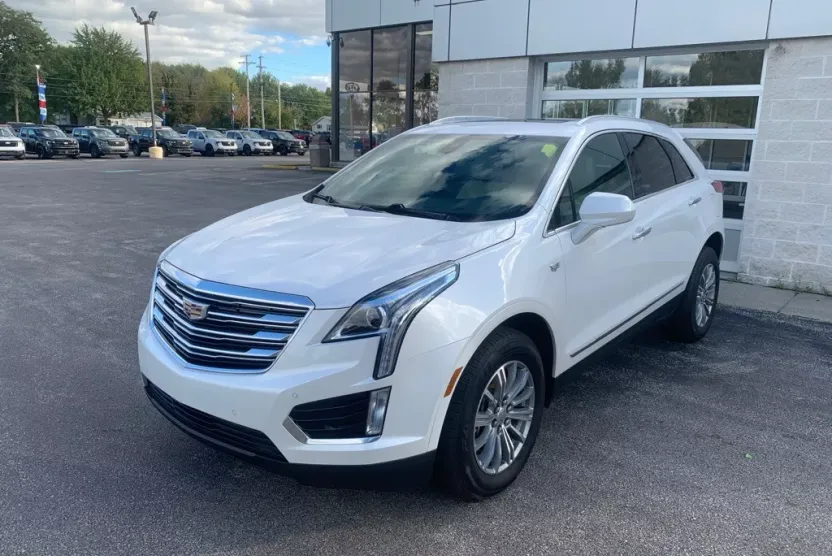 2019 Cadillac XT5 Luxury photo 1