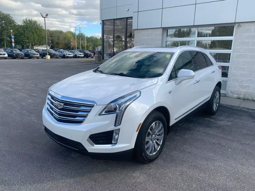 2019 Cadillac XT5 Luxury photo 1