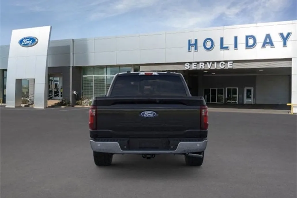 2025 Ford F-150 XLT photo 1