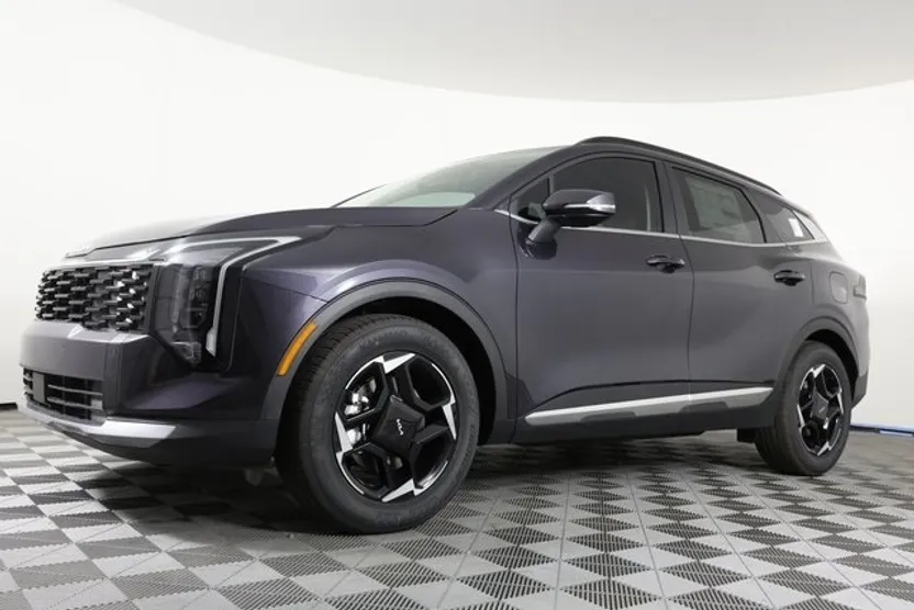 2026 Kia Sportage EX photo 1