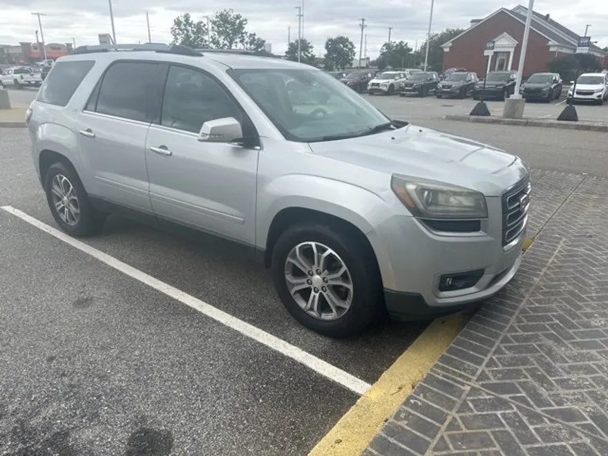 2016 Gmc Acadia SLT photo 1