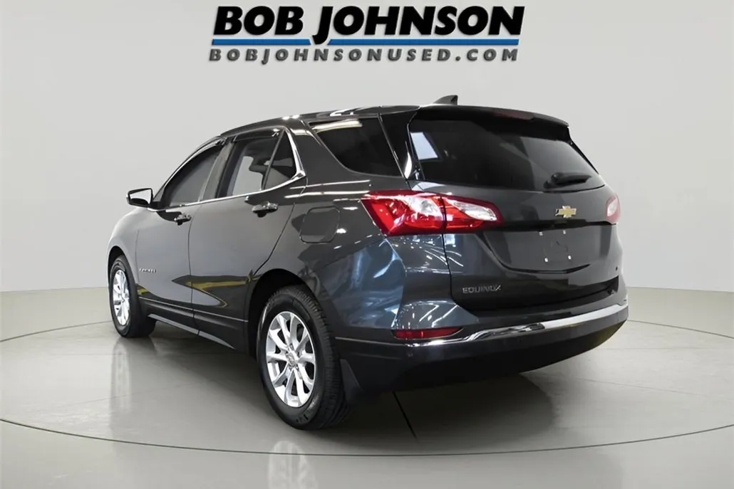 2018 Chevrolet Equinox LT photo 1