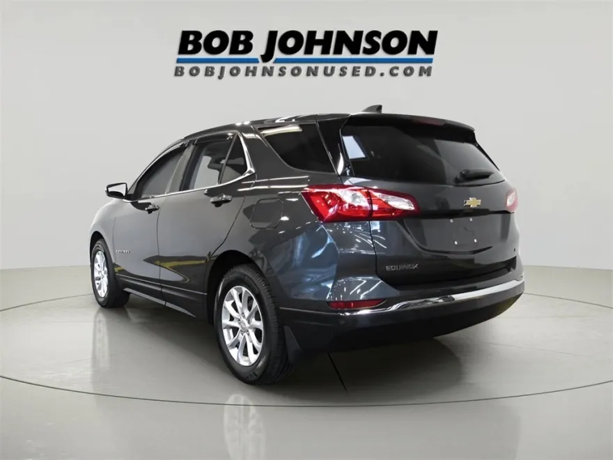2018 Chevrolet Equinox LT photo 1
