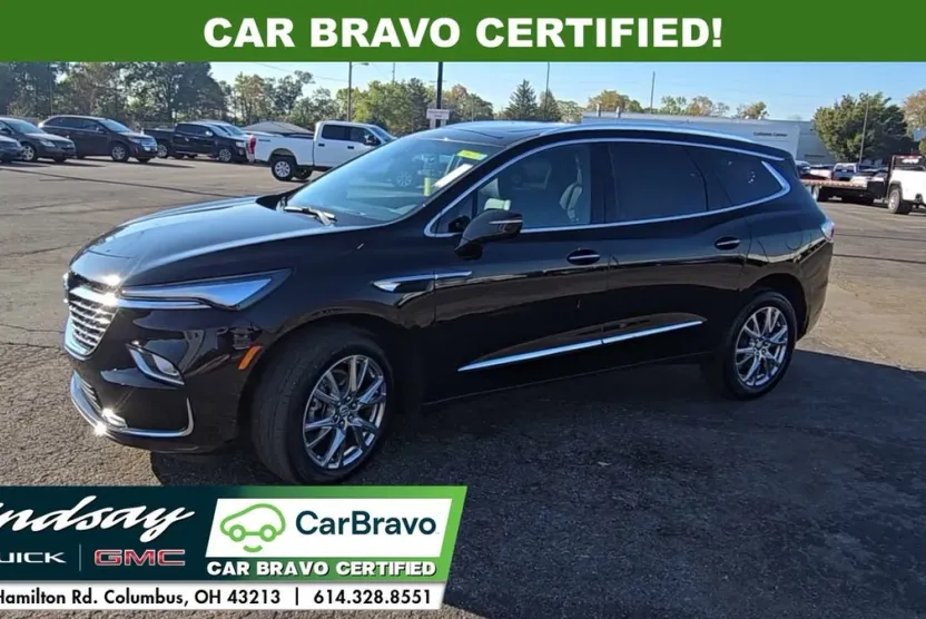 2024 Buick Enclave Essence photo 1