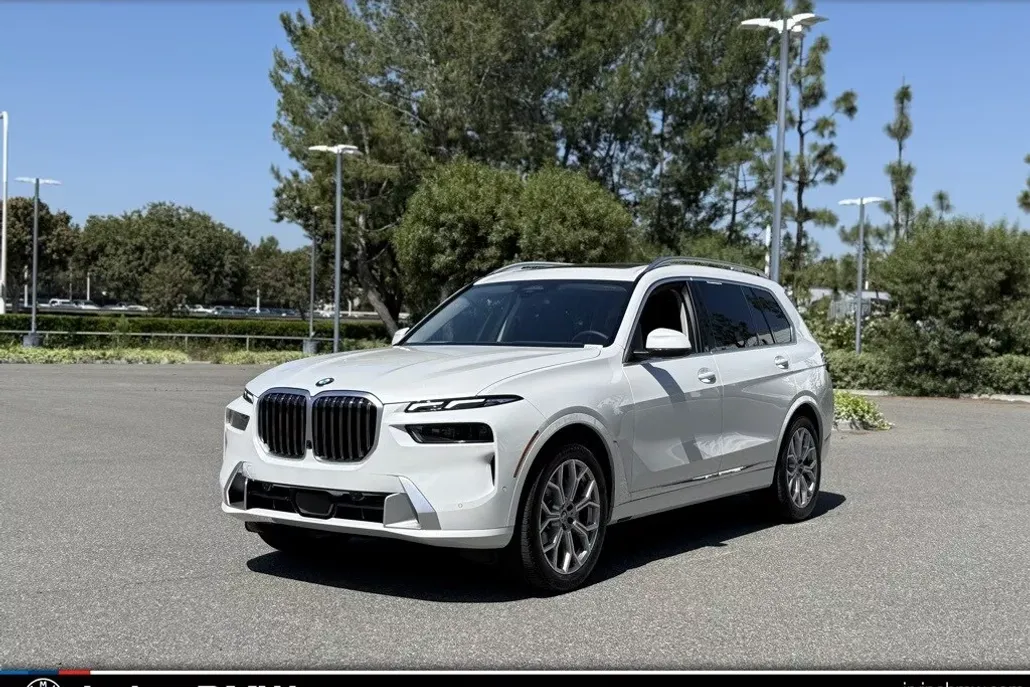 2025 Bmw X7 xDrive40i photo 1
