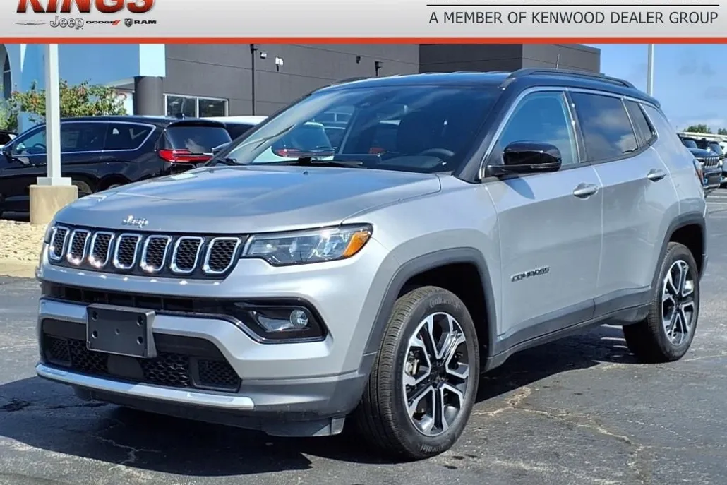 2023 Jeep Compass Limited photo 1