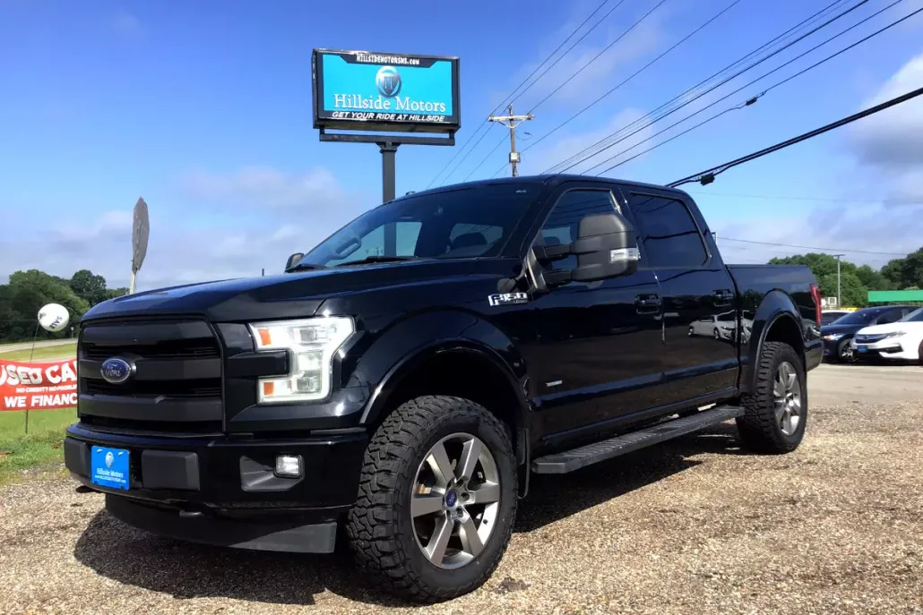 2017 Ford F-150 Lariat photo 1