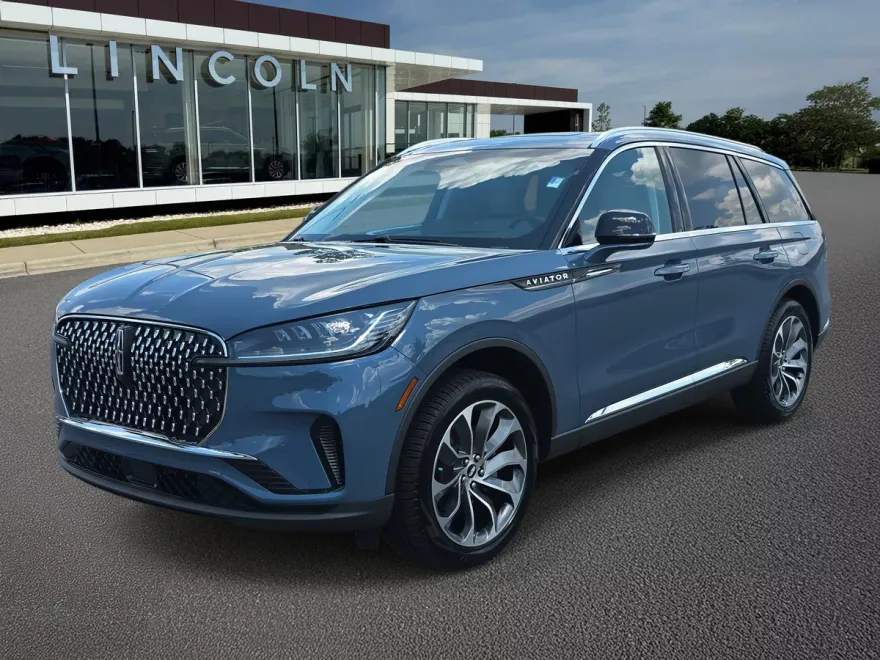 2025 Lincoln Aviator Reserve photo 1