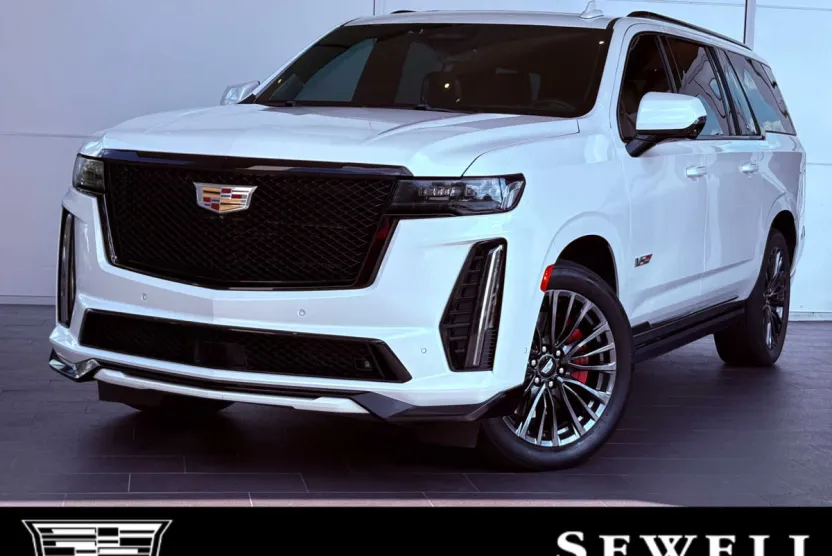 2023 Cadillac Escalade ESV Platinum photo 1