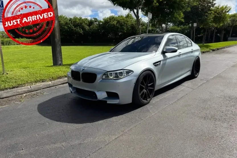 2015 Bmw M5 5 Sedan photo 1
