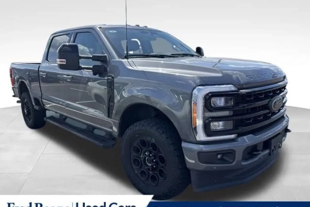 2023 Ford F-350 photo 1