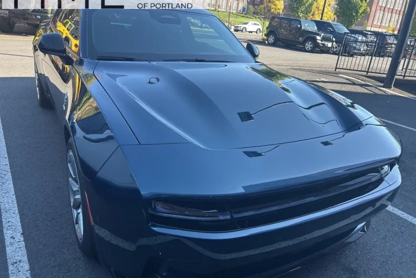 2025 Dodge Charger R/T Scat Pack photo 1