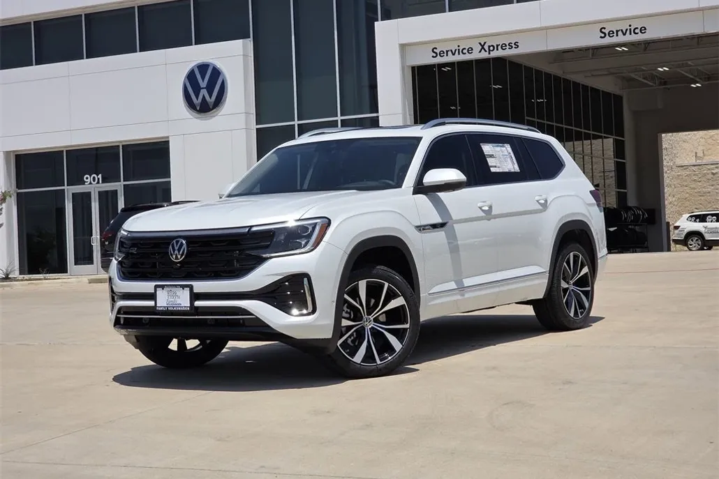 2025 Volkswagen Atlas SEL Premium R-Line photo 1