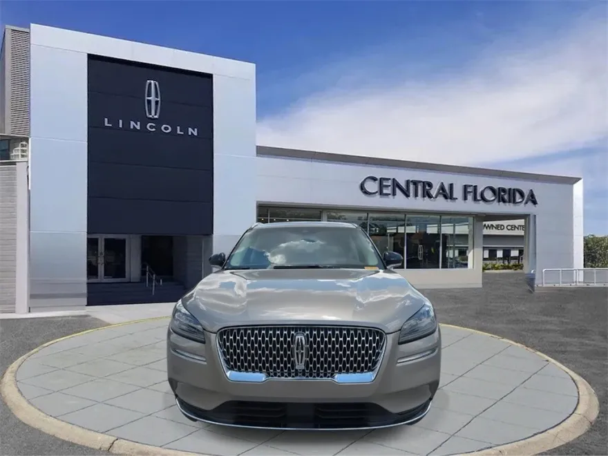 2021 Lincoln Corsair Standard photo 1
