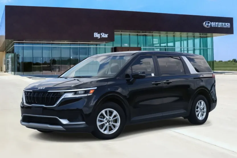 2024 Kia Carnival LX photo 1