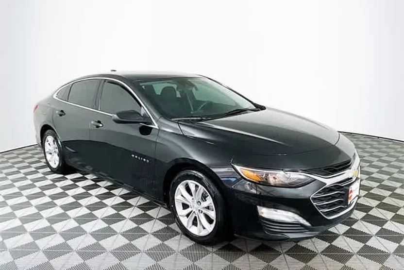 2023 Chevrolet Malibu 1LT photo 1