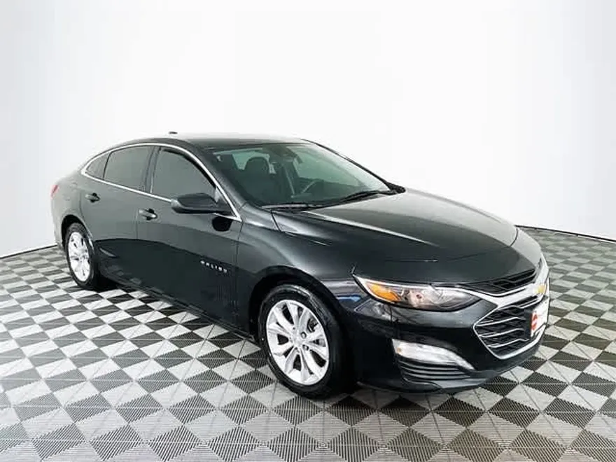 2023 Chevrolet Malibu 1LT photo 1