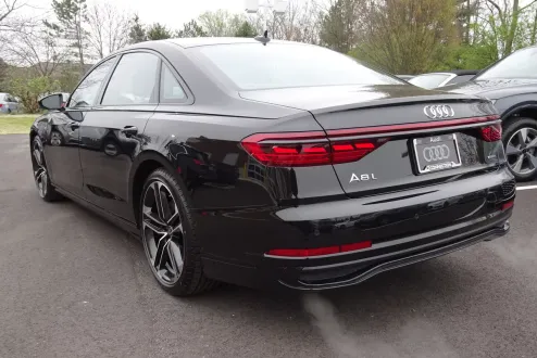 2025 Audi A8 L 55 photo 3