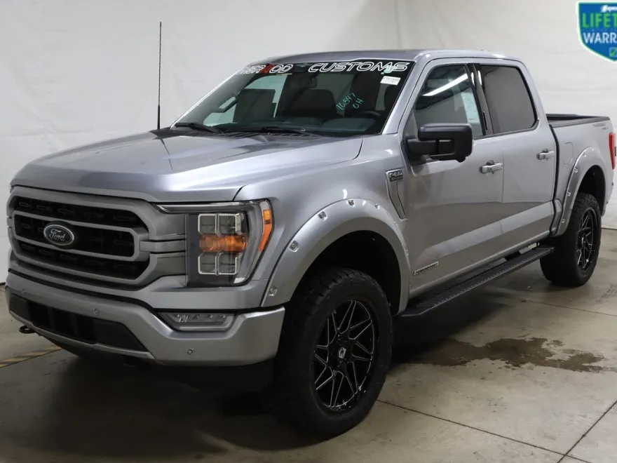 2023 Ford F-150 XLT photo 1