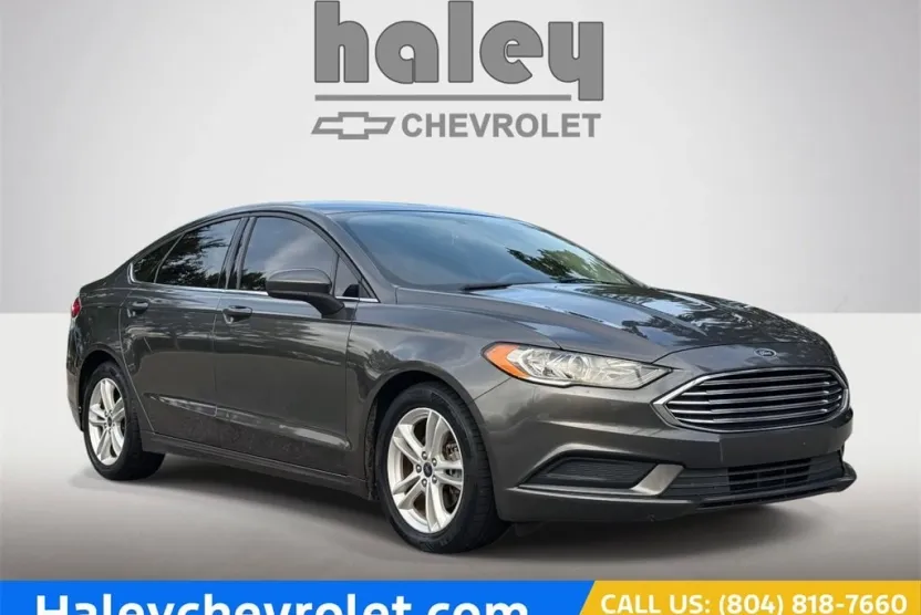 2018 Ford Fusion SE photo 1