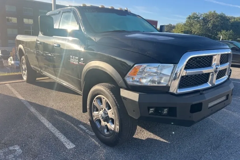 2015 Ram 3500 SLT photo 1