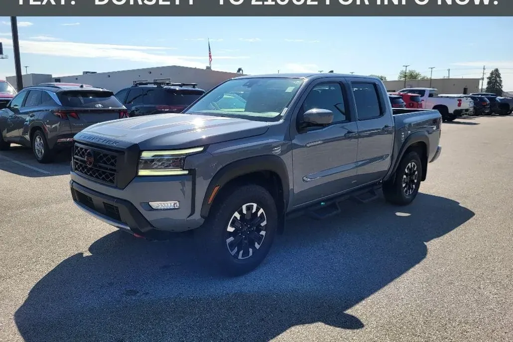 2023 Nissan Frontier PRO-4X photo 1