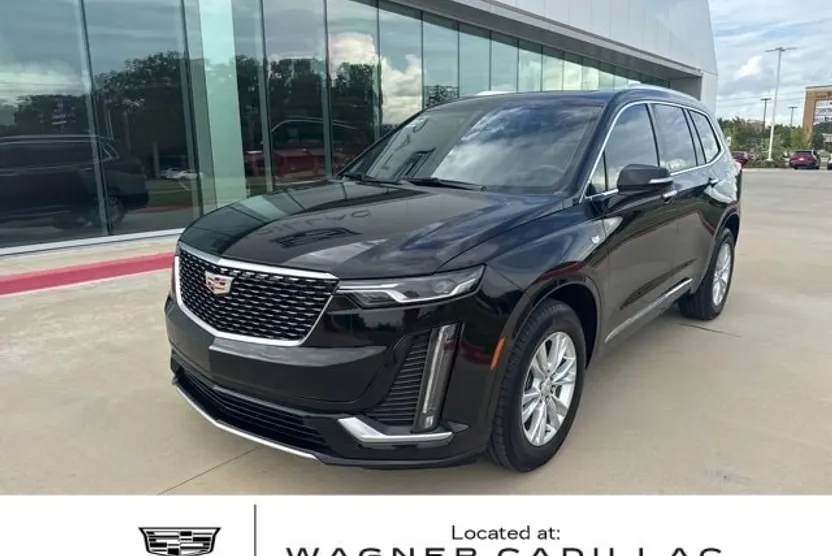 2023 Cadillac XT6 Luxury photo 1