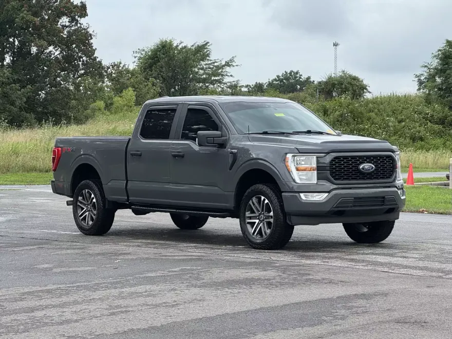 2021 Ford F-150 XL photo 1