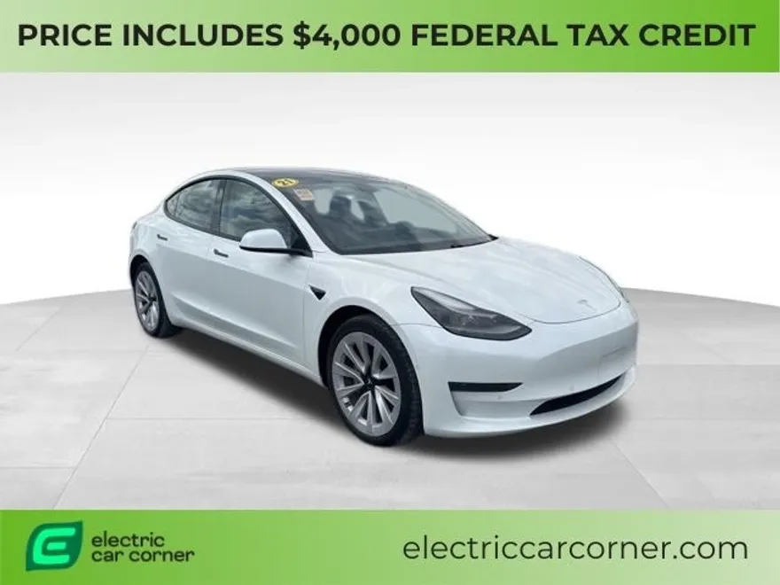 2021 Tesla Model 3 Standard Range Plus photo 1